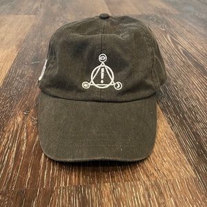 PANIC AT THE DISCO HAT (AUTHENTIC)